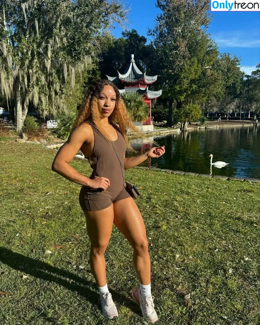 Layla Diggs nude photo #0005 (Breanna Covington / layladiggswwe)
