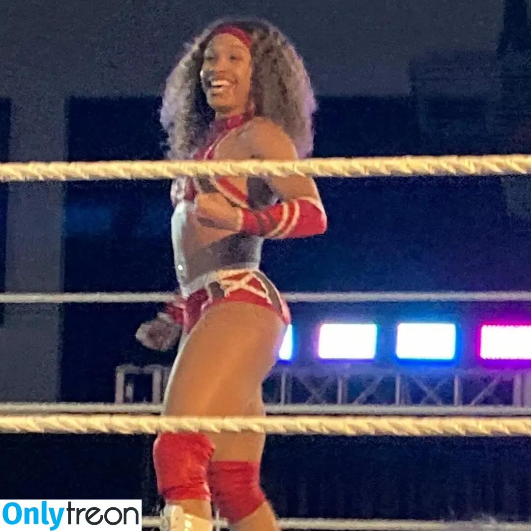 Layla Diggs nude photo #0050 (Breanna Covington / layladiggswwe)