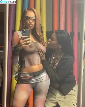Layla (Laila Darboe) / laylaboe nude photo #0012