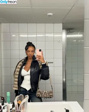 Layla (Laila Darboe) / laylaboe nude photo #0025