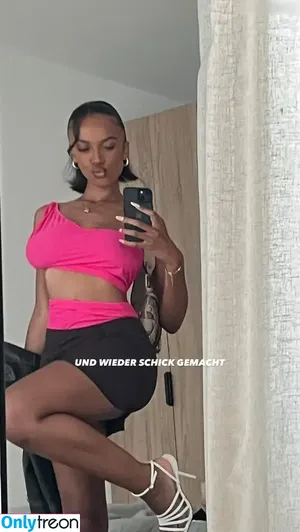 Layla (Laila Darboe) / laylaboe nude photo #0077