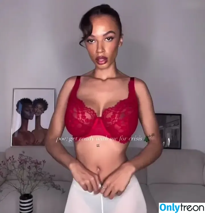 Layla (Laila Darboe) nude photo #0107 (laylaboe)