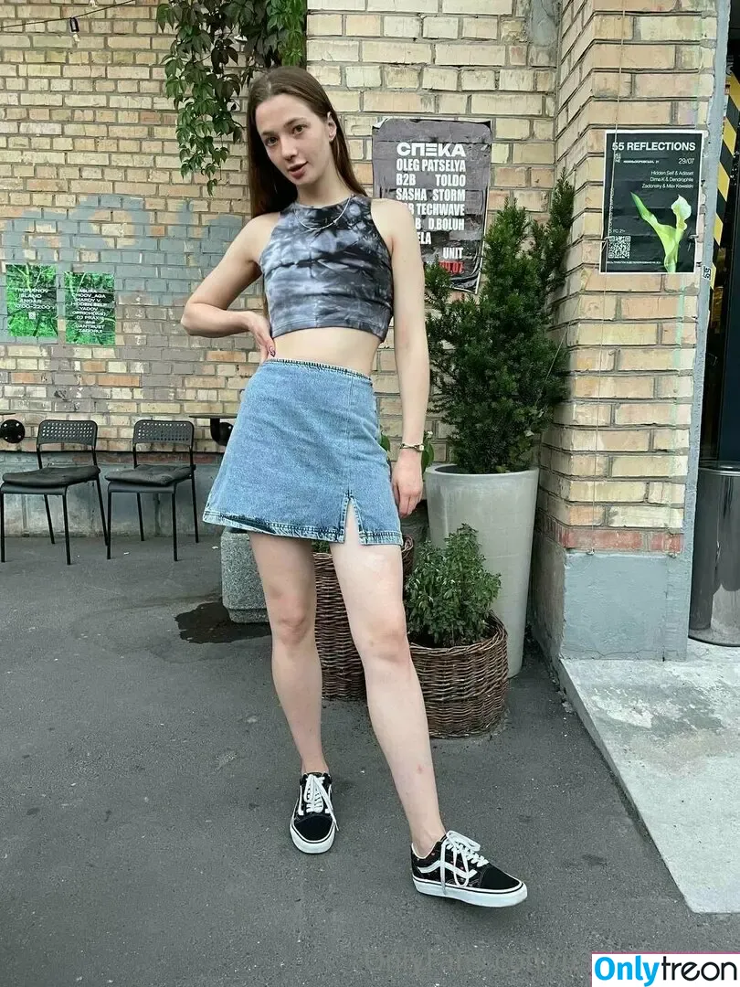 layla_role nude photo #0006 (comon_22)