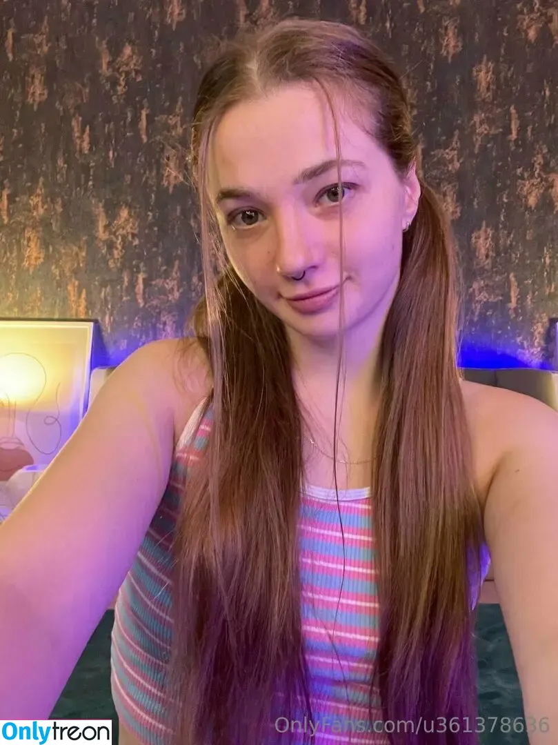 layla_role nude photo #0008 (comon_22)
