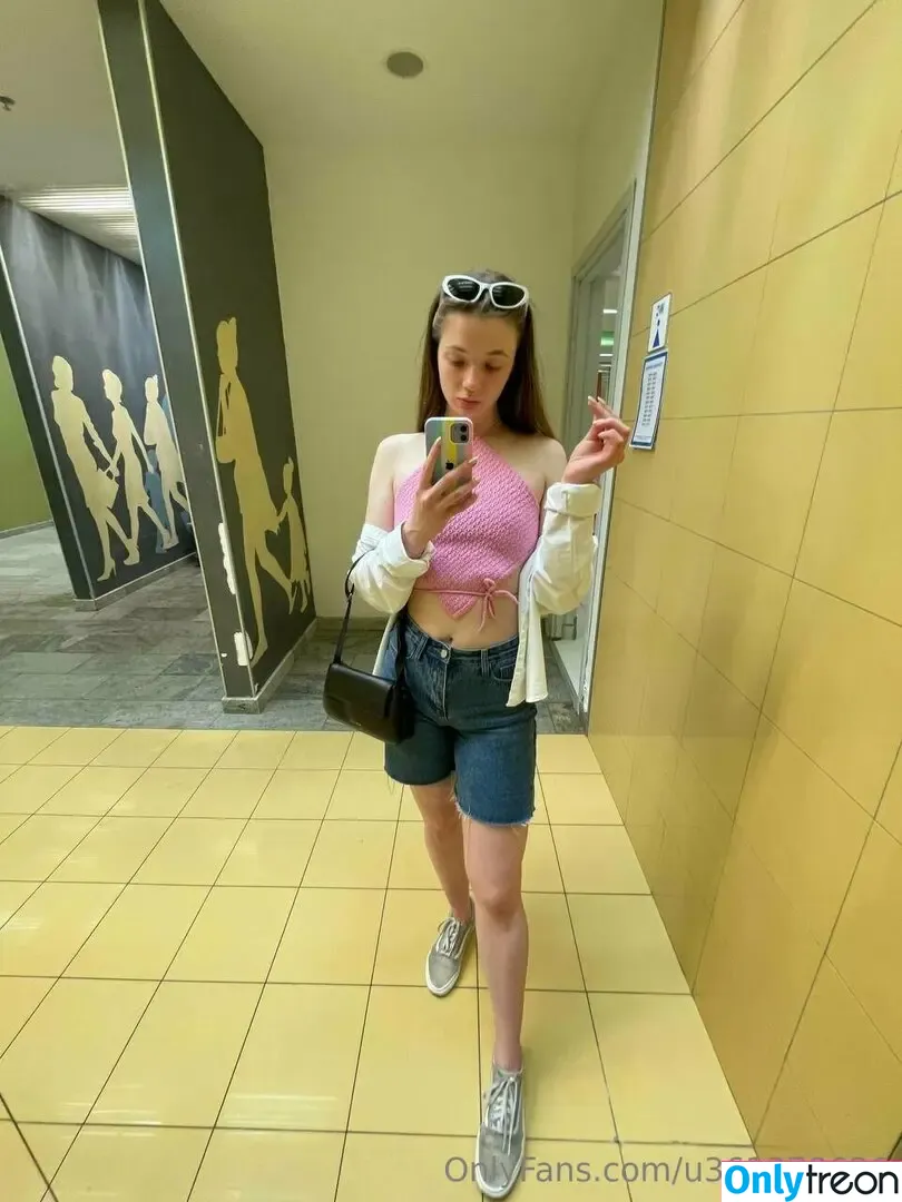 layla_role nude photo #0016 (comon_22)