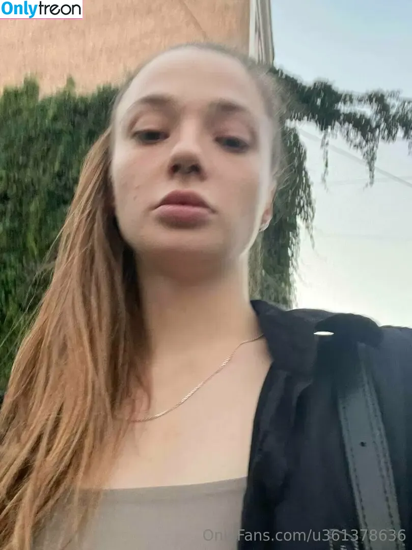 layla_role nude photo #0020 (comon_22)