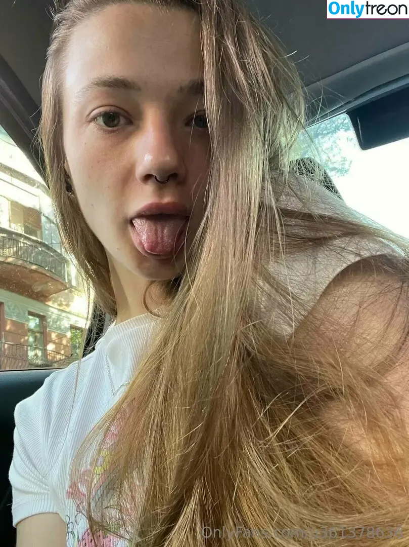 layla_role nude photo #0021 (comon_22)