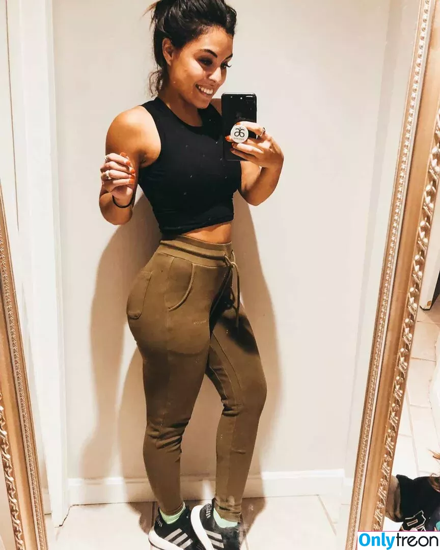 Laysaneto nude photo #0036 (Laysamichelle / Youknowxo / mynameislaysa / u190377325)