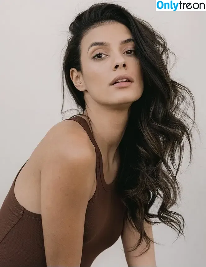 Laysla De Oliveira nude photo #0015 (laysladeo)