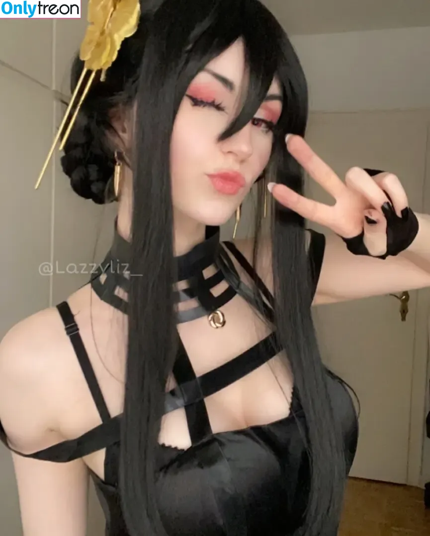 lazzyliz nude photo #0011 (lazzyliz_ / livelylizzy)