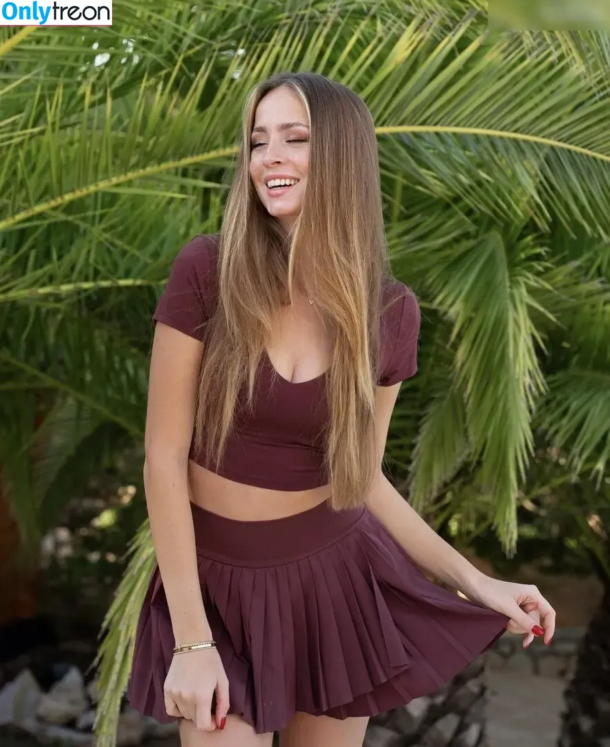 Lea Katharina Maria nude photo #1265 (leakatharinamaria)