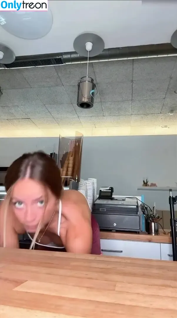 Lea Katharina Maria nude photo #1268 (leakatharinamaria)