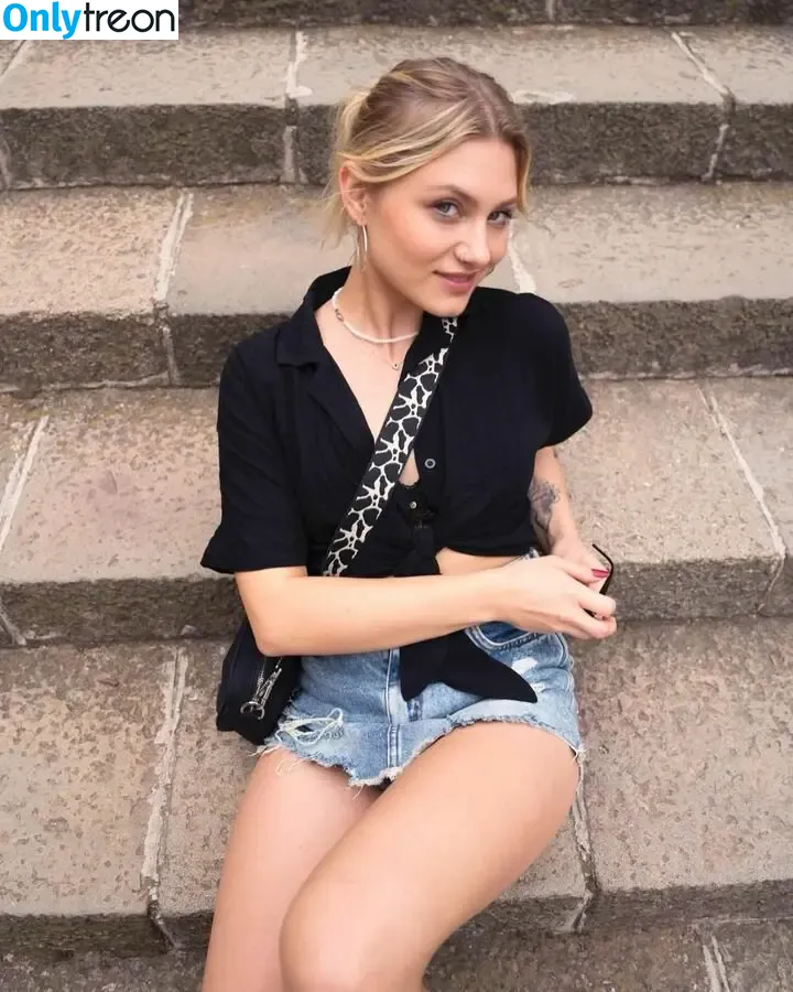Lea Maria Jahn голая photo #0018 (leamariajahn)