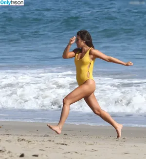 Lea Michele / leamichele nude photo #0332