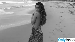Lea Michele / leamichele nude photo #0404