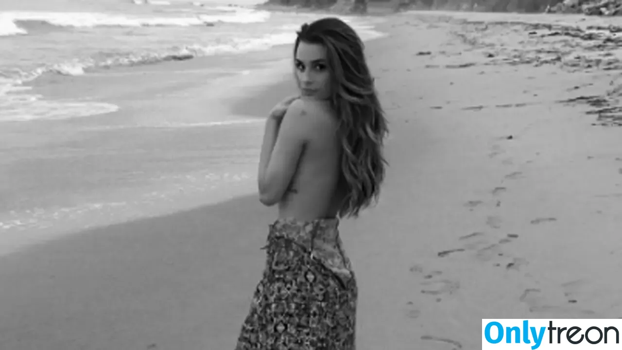 Lea Michele nude photo #0404 (leamichele)
