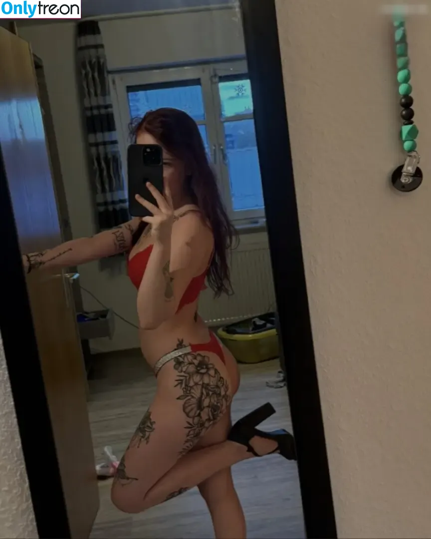 lea_mxdxl nude photo #0016 (lea_mxdxl)