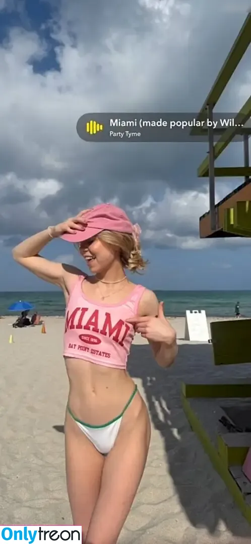 Lea Peach nude photo #1369 (Lea Peach)