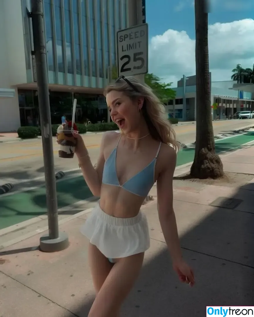 Lea Peach nude photo #1377 (Lea Peach)