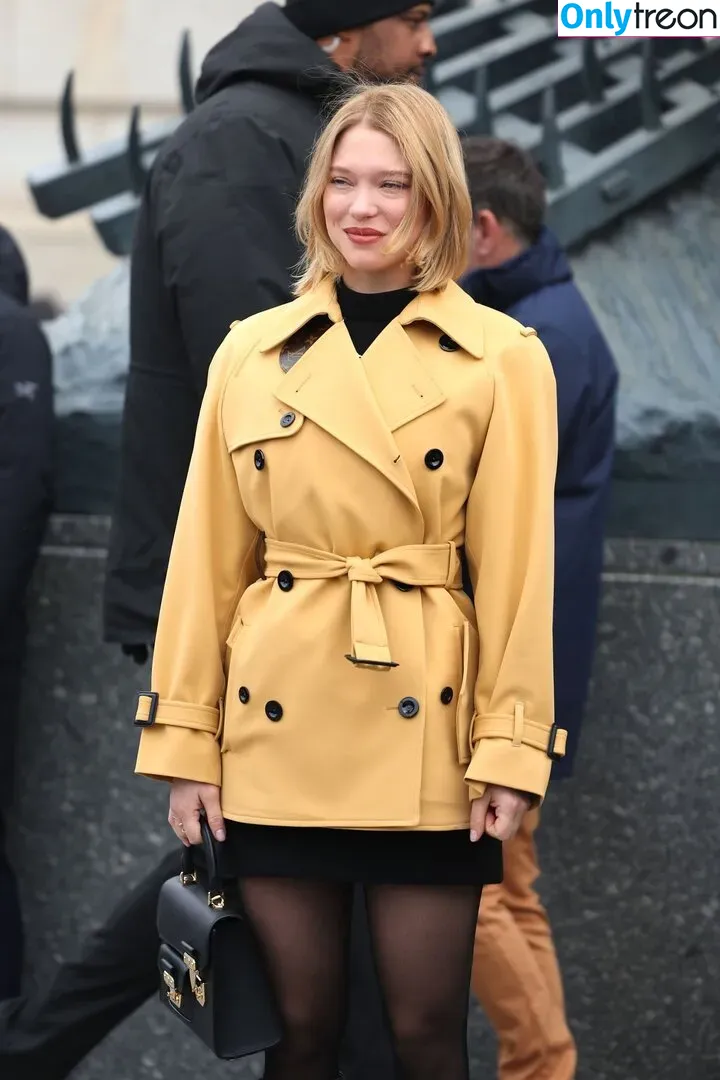 Lea Seydoux голая photo #0318 (leaseydouxfr)