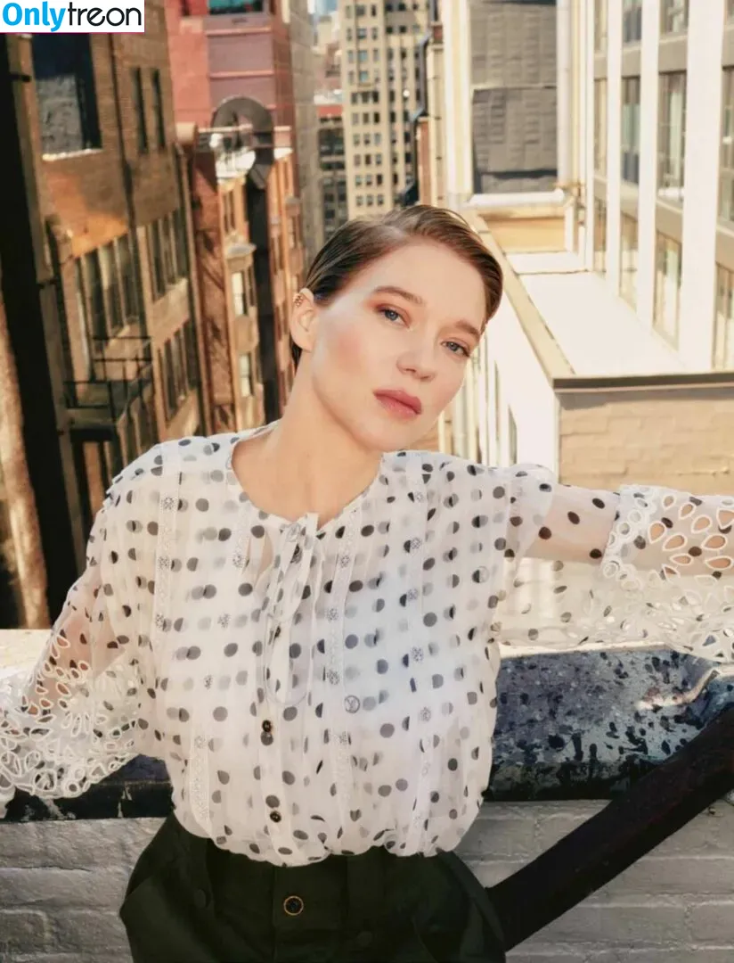 Lea Seydoux голая photo #0329 (leaseydouxfr)