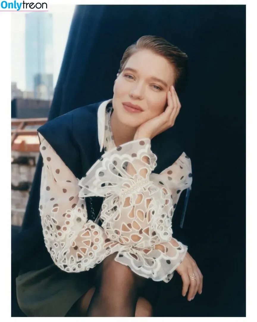 Lea Seydoux голая photo #0332 (leaseydouxfr)