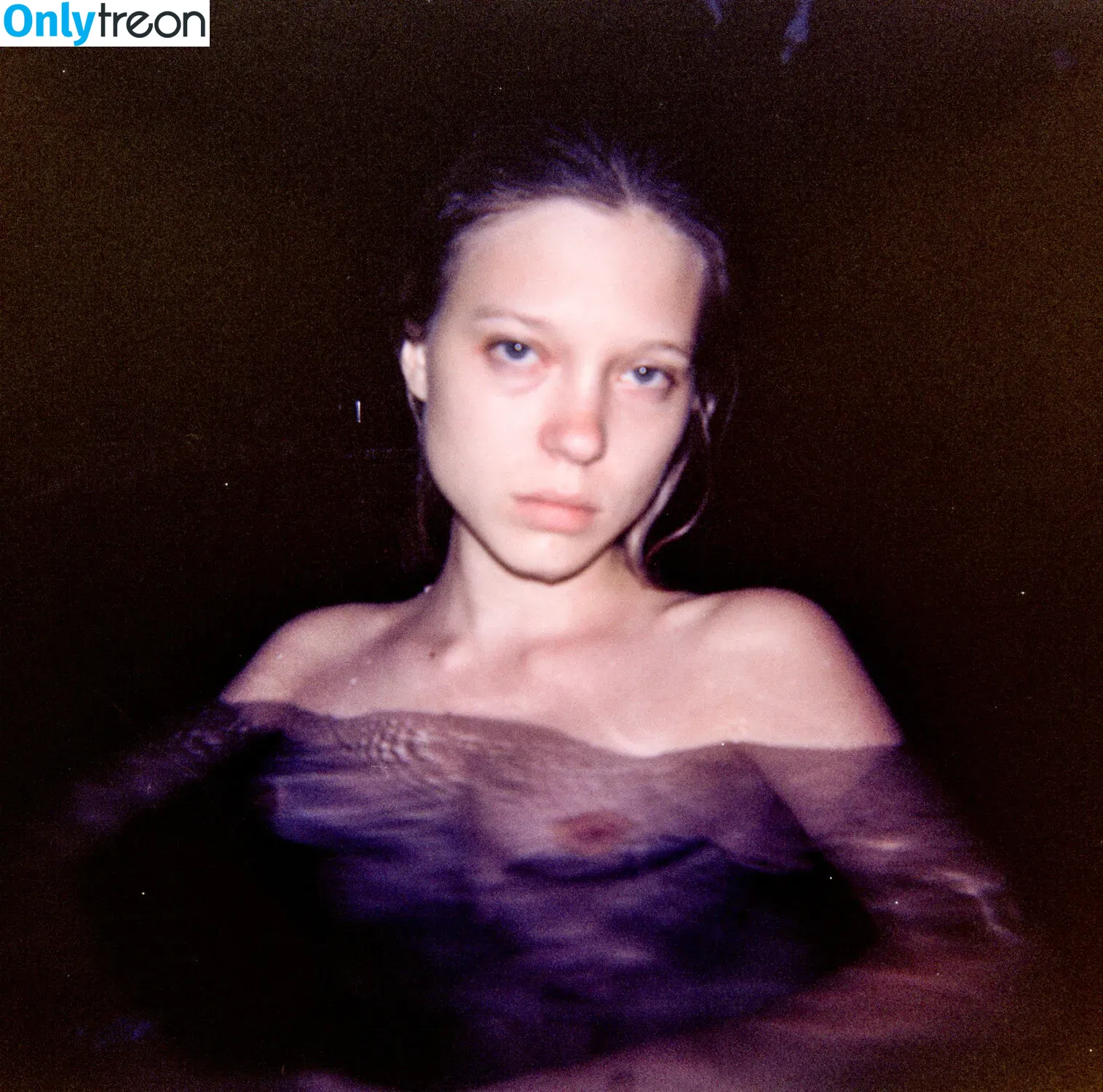 Lea Seydoux nude photo #0435 (leaseydouxfr)