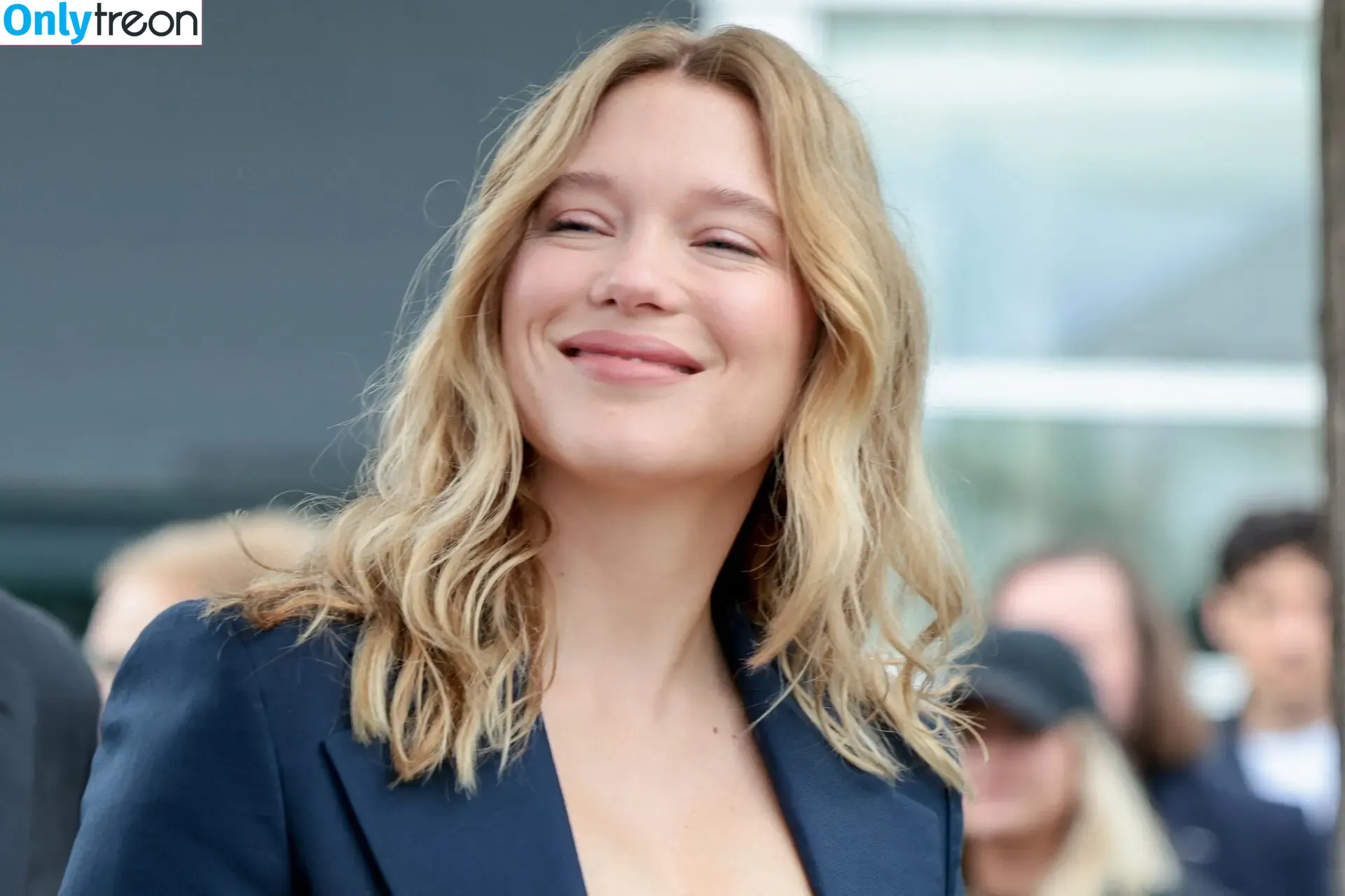 Lea Seydoux голая photo #0608 (leaseydouxfr)