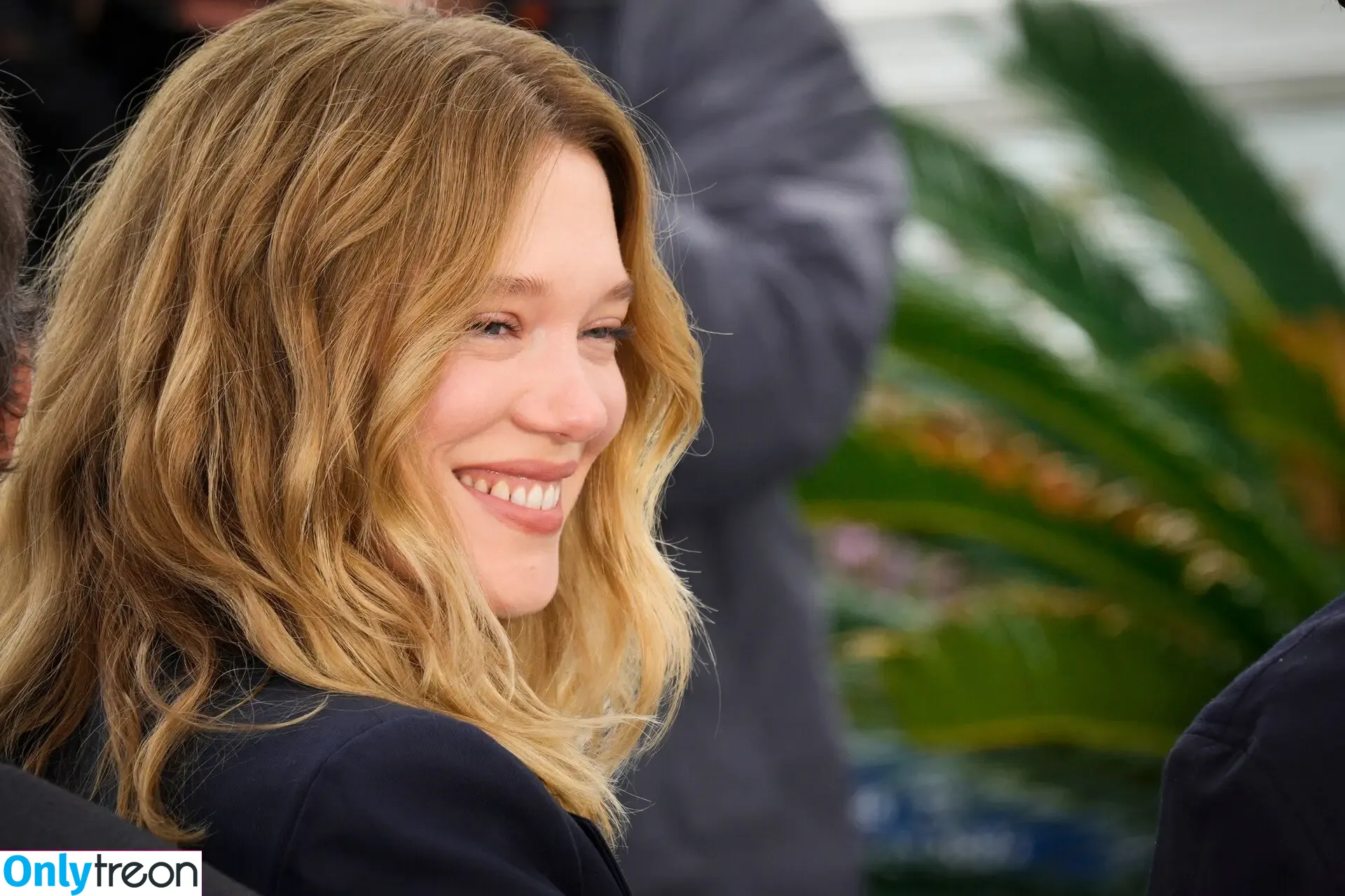 Lea Seydoux голая photo #0609 (leaseydouxfr)