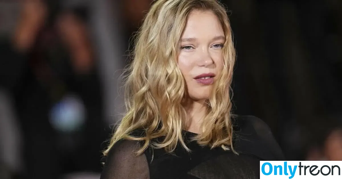Lea Seydoux nude photo #0747 (leaseydouxfr)