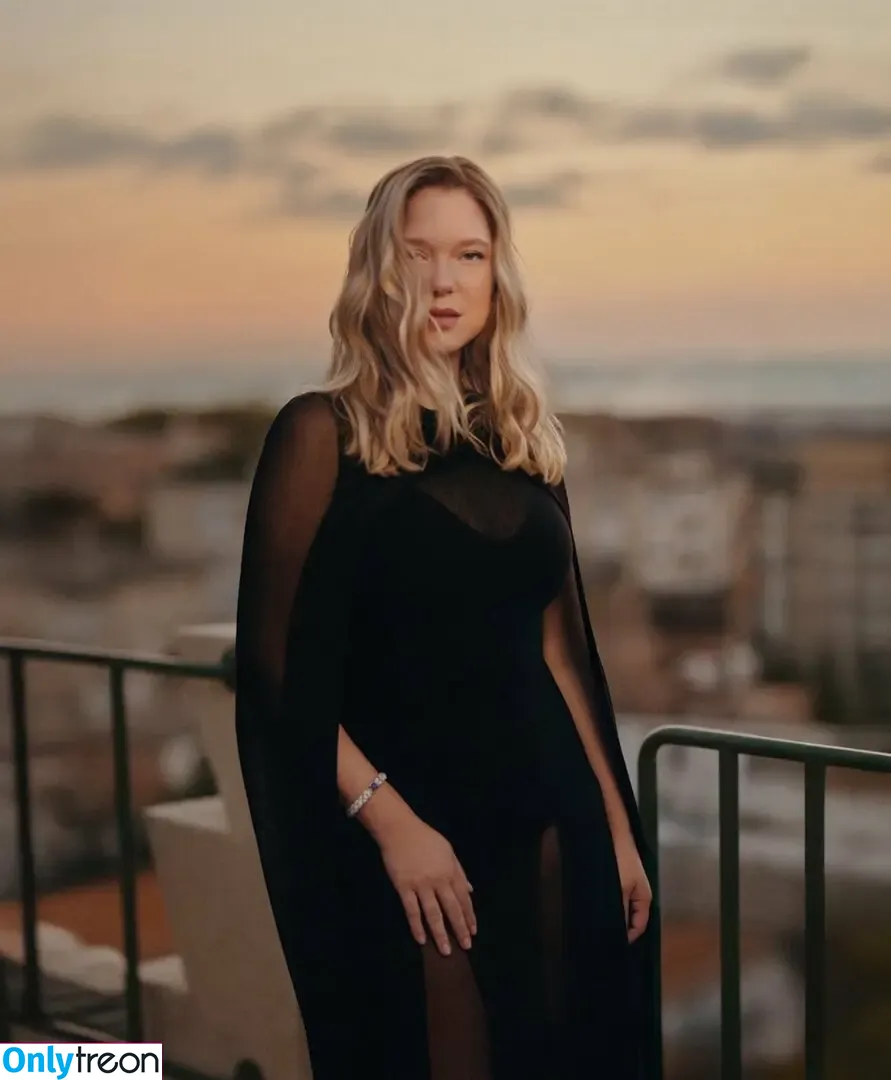 Lea Seydoux голая photo #0753 (leaseydouxfr)