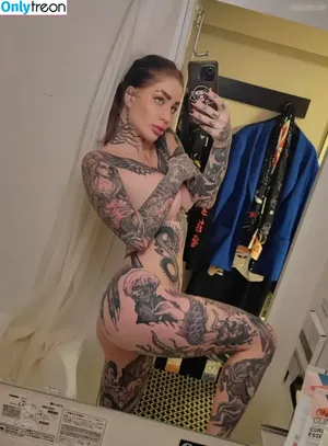  nude photo #0005