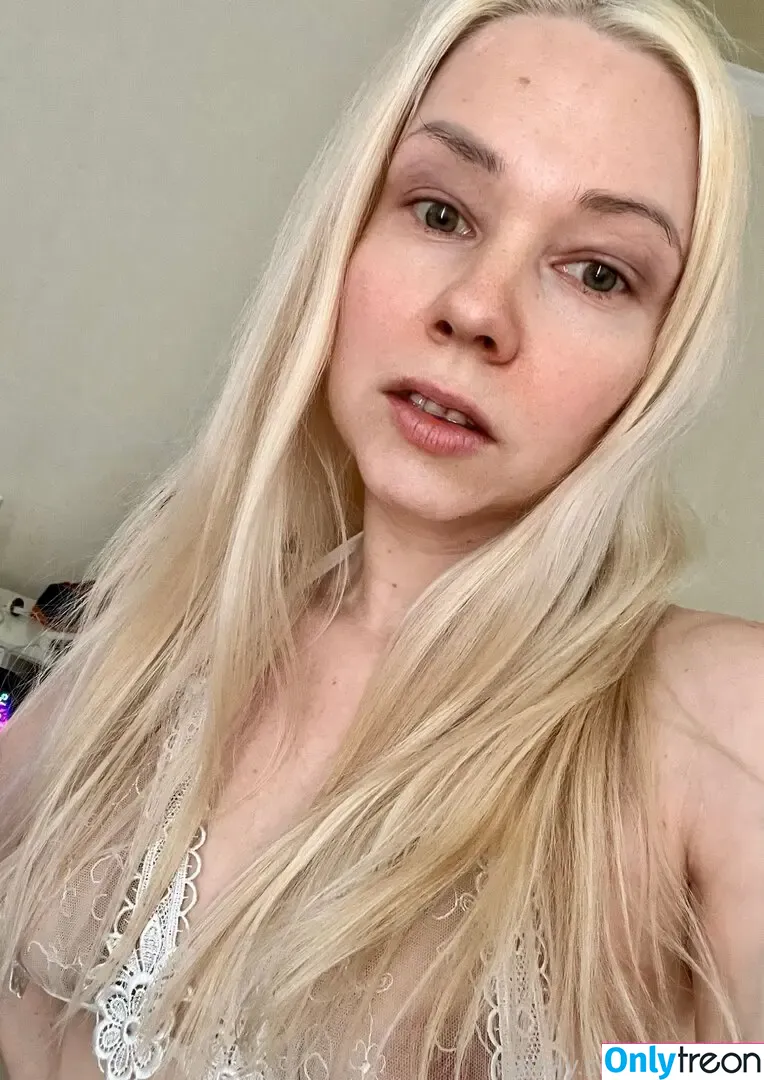 LeaFoxy nude photo #0077 (laroxy_sage)