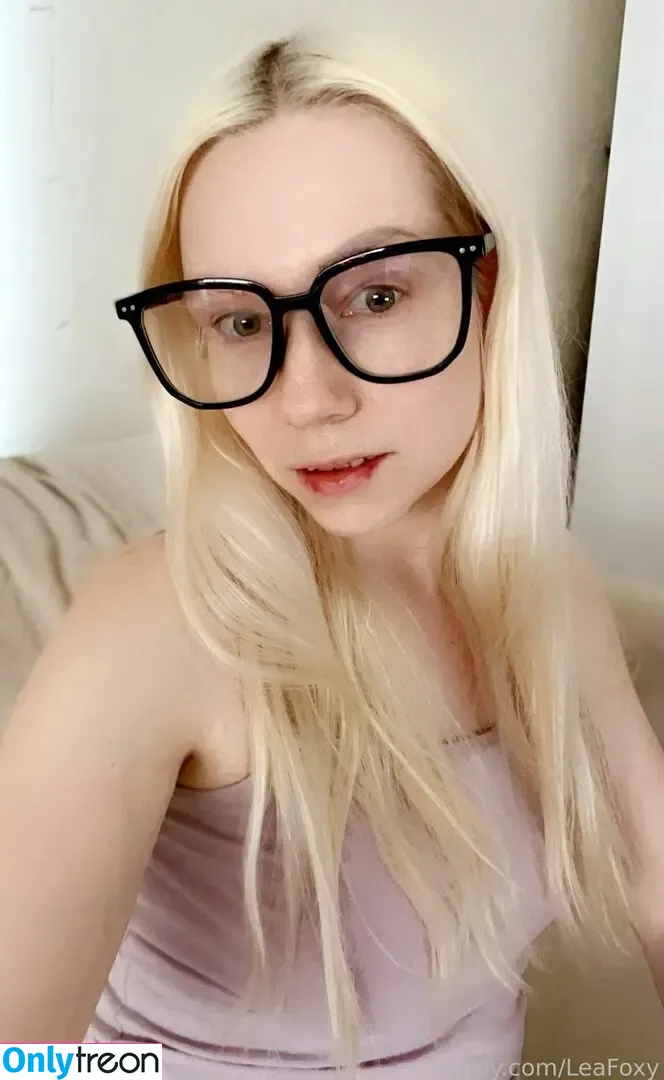 LeaFoxy nude photo #0096 (laroxy_sage)