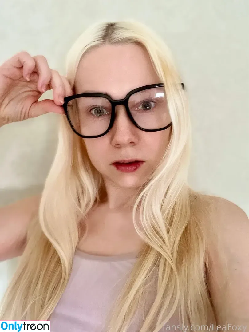 LeaFoxy nude photo #0109 (laroxy_sage)