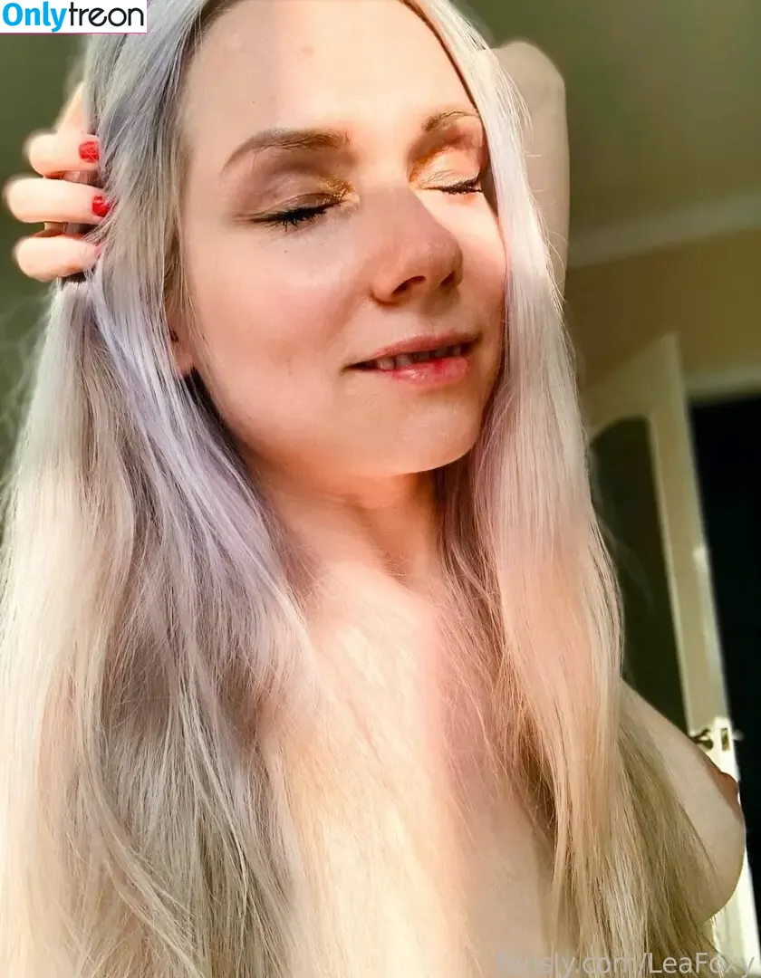 LeaFoxy nude photo #0123 (laroxy_sage)