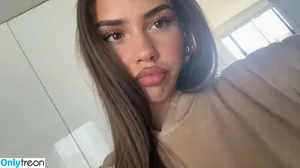 Leah Halton / leahhalton_ nude photo #1552