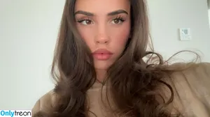 Leah Halton / leahhalton_ nude photo #1567