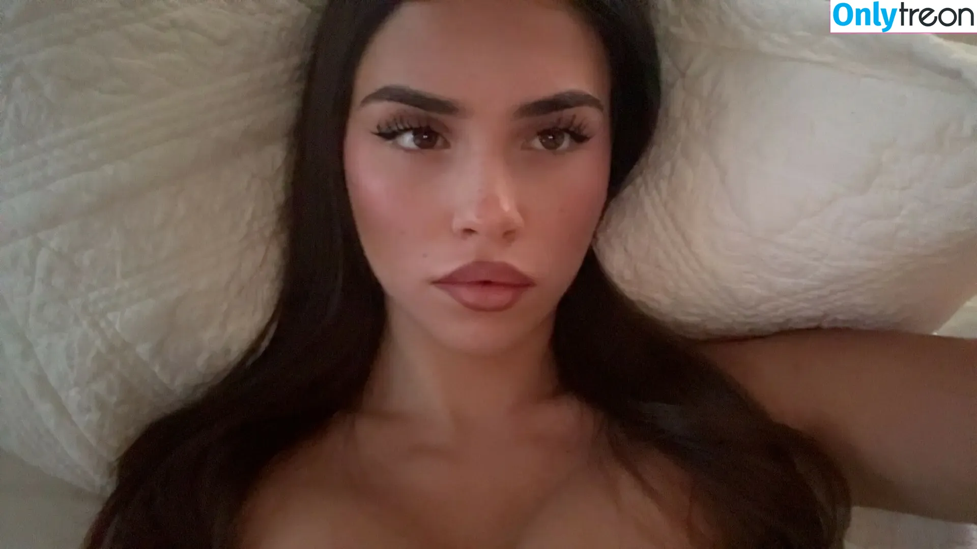 Leah Halton nude photo #1561 (leahhalton_)