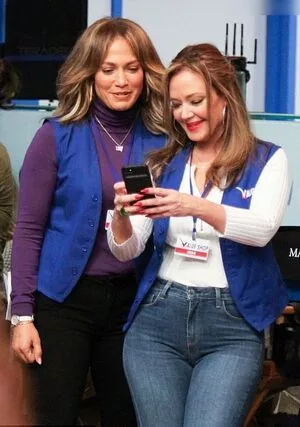 Leah Remini / leahremini nude photo #0049
