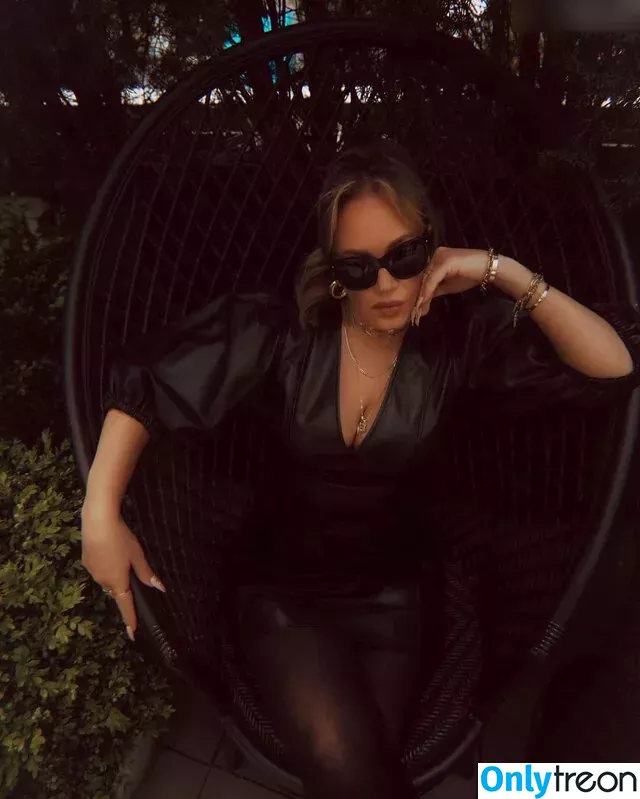 Leah Remini голая photo #0078 (leahremini)