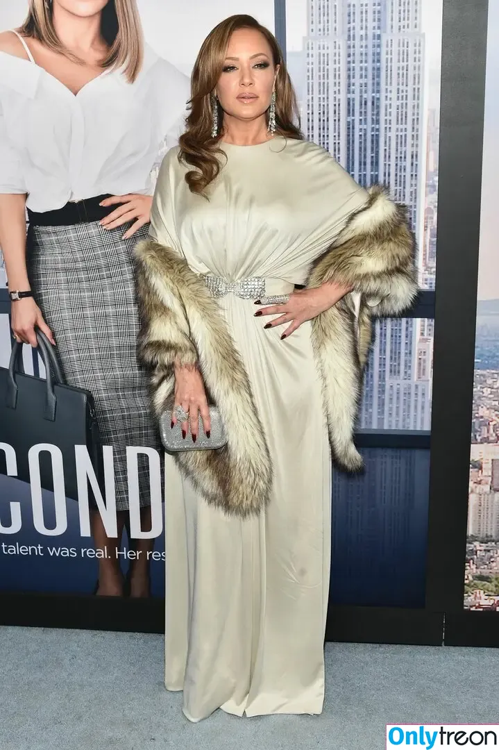 Leah Remini голая photo #0364 (104974539 / leahremini)