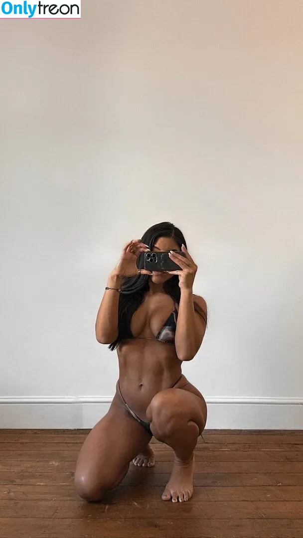 Leah Shutkever nude photo #0060 (shutkeverofficial)
