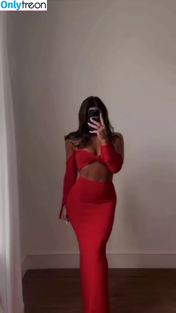 Leah Shutkever nude photo #0110 (shutkeverofficial)