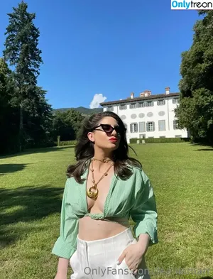  nude photo #0009
