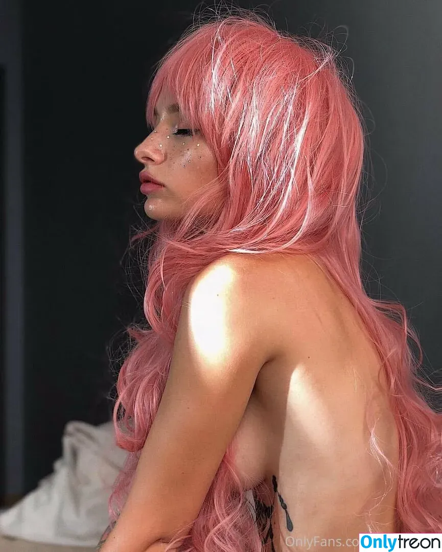 leahmeow nude photo #0184 (_leah.chan_)