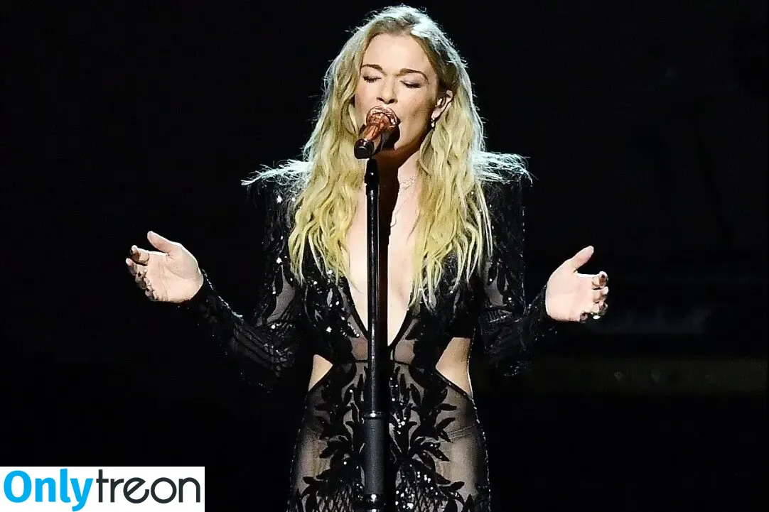 Leann Rimes голая photo #0274 (leannrimes)