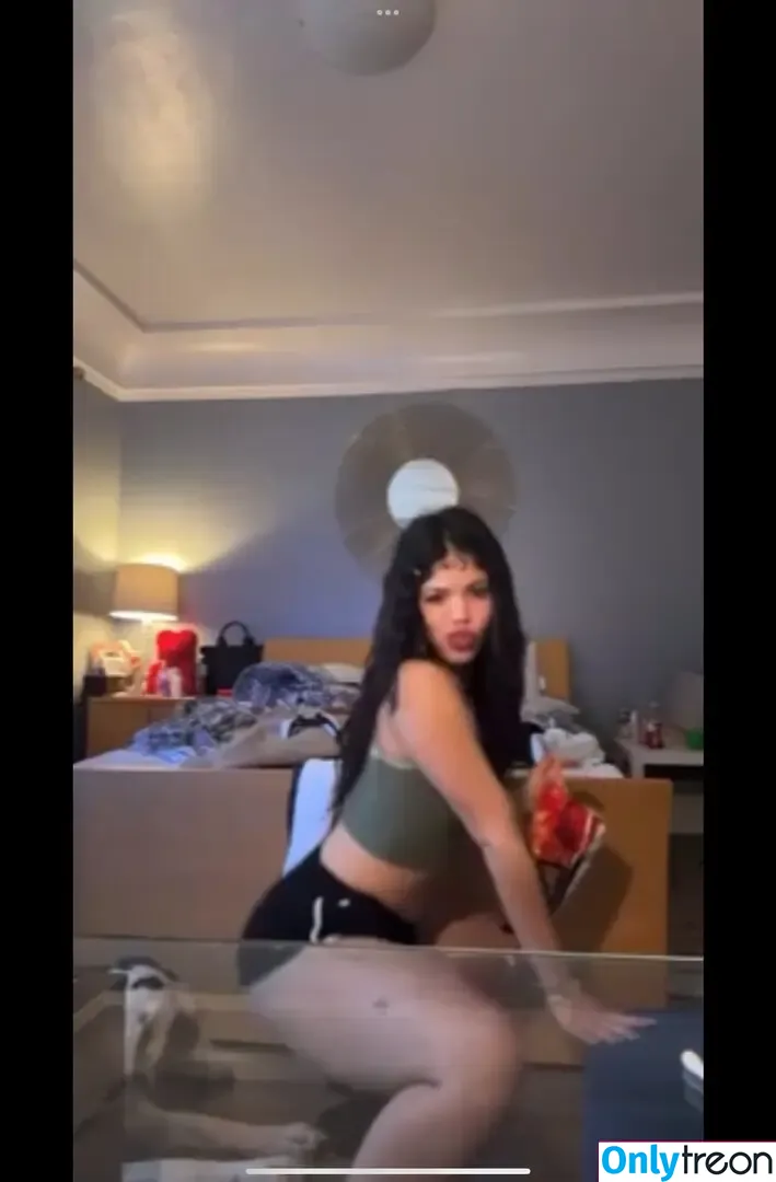Leannnoriega nude photo #0002 (hidingfromleann / leann.noriega / leannerose1x / leannmoniquee)
