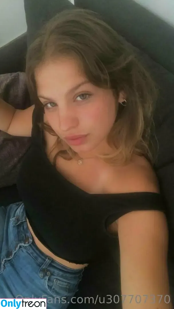 leasanz nude photo #0029 (leasanzz)