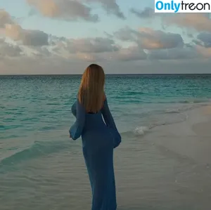 leasophie_official98 / leaa_sophiee98 фото голая #0342